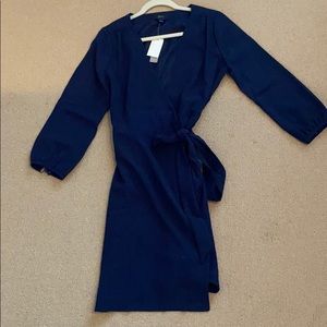 Jcrew crepe wrap dress (4) navy.Nwt.Great classic!